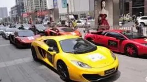 永川巾幗竞技胜，粤汉交锋添丽景。